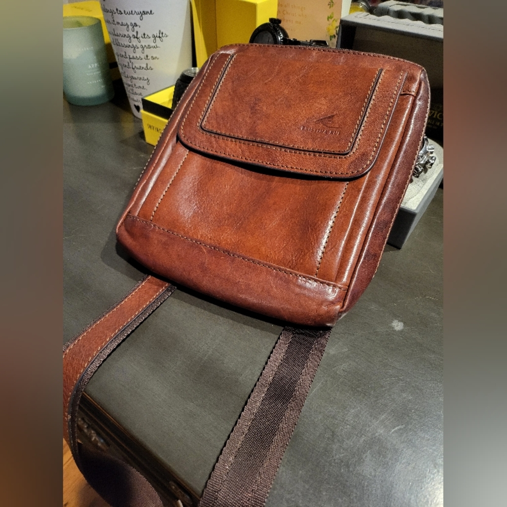 Christina Rui Brown Leather Crossbody Bag